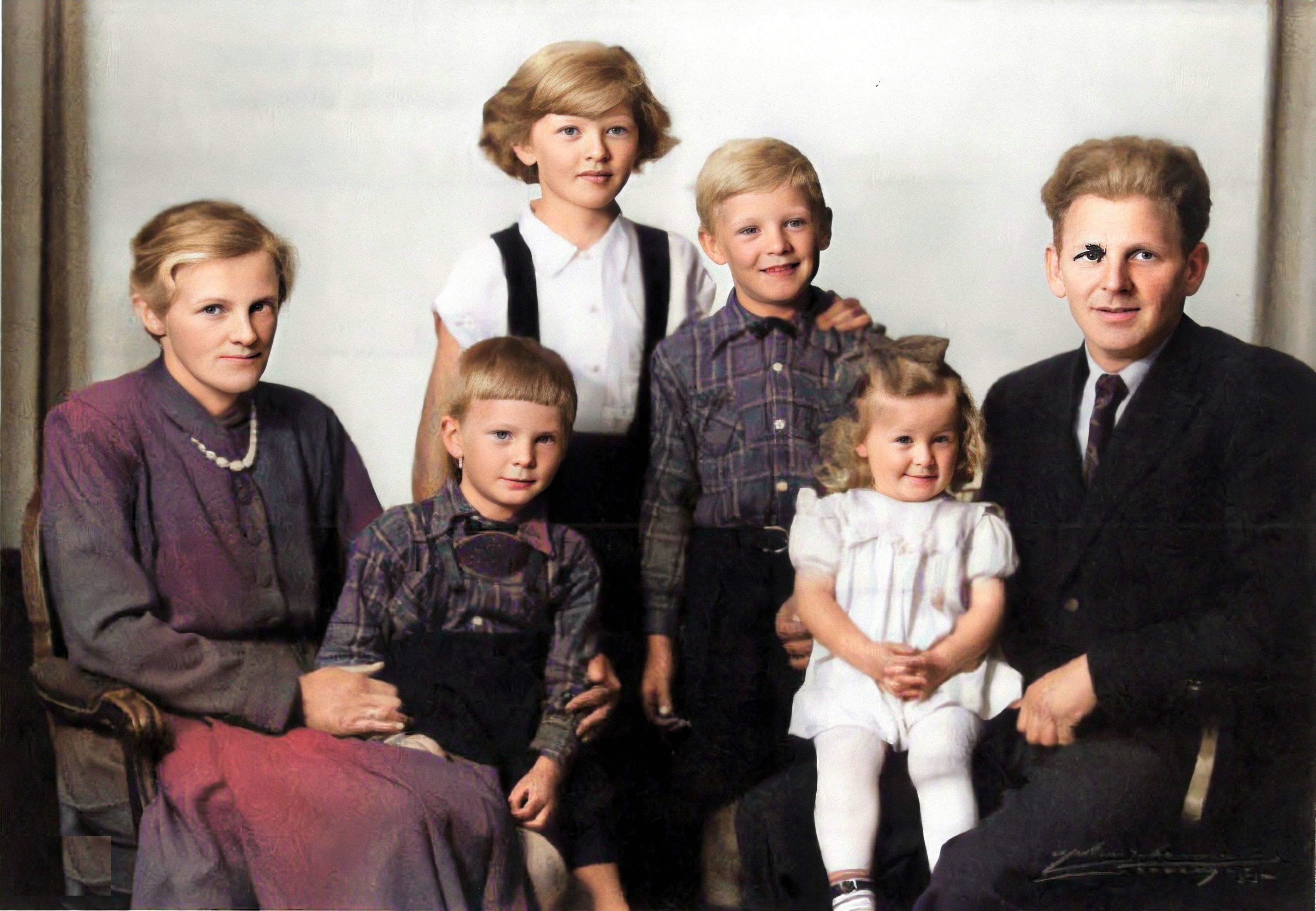 Familien Fredrik og Anna Judith Bakkedal