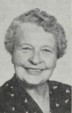 Ramnes Bygdebok. 2 2/1 : Gårds- og slektshistorie
